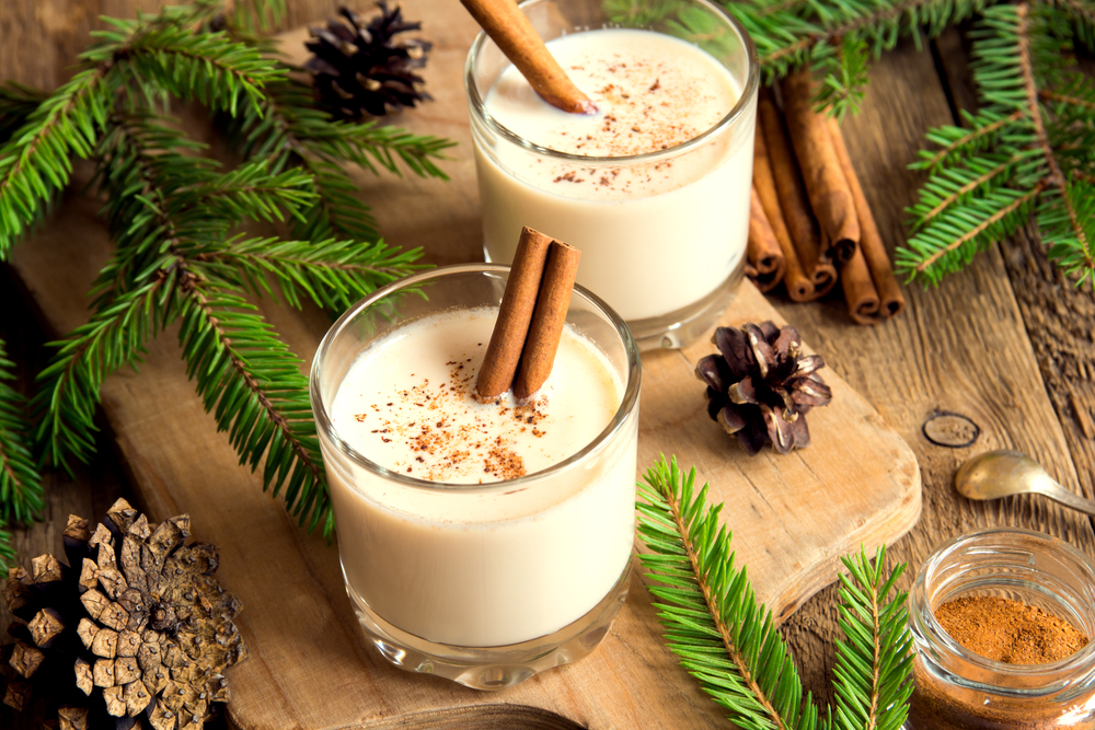 12 Holiday Party Recipes: Christmas Themed Drink Ideas 12 Holiday Party Recipes: Christmas Themed Drink Ideas