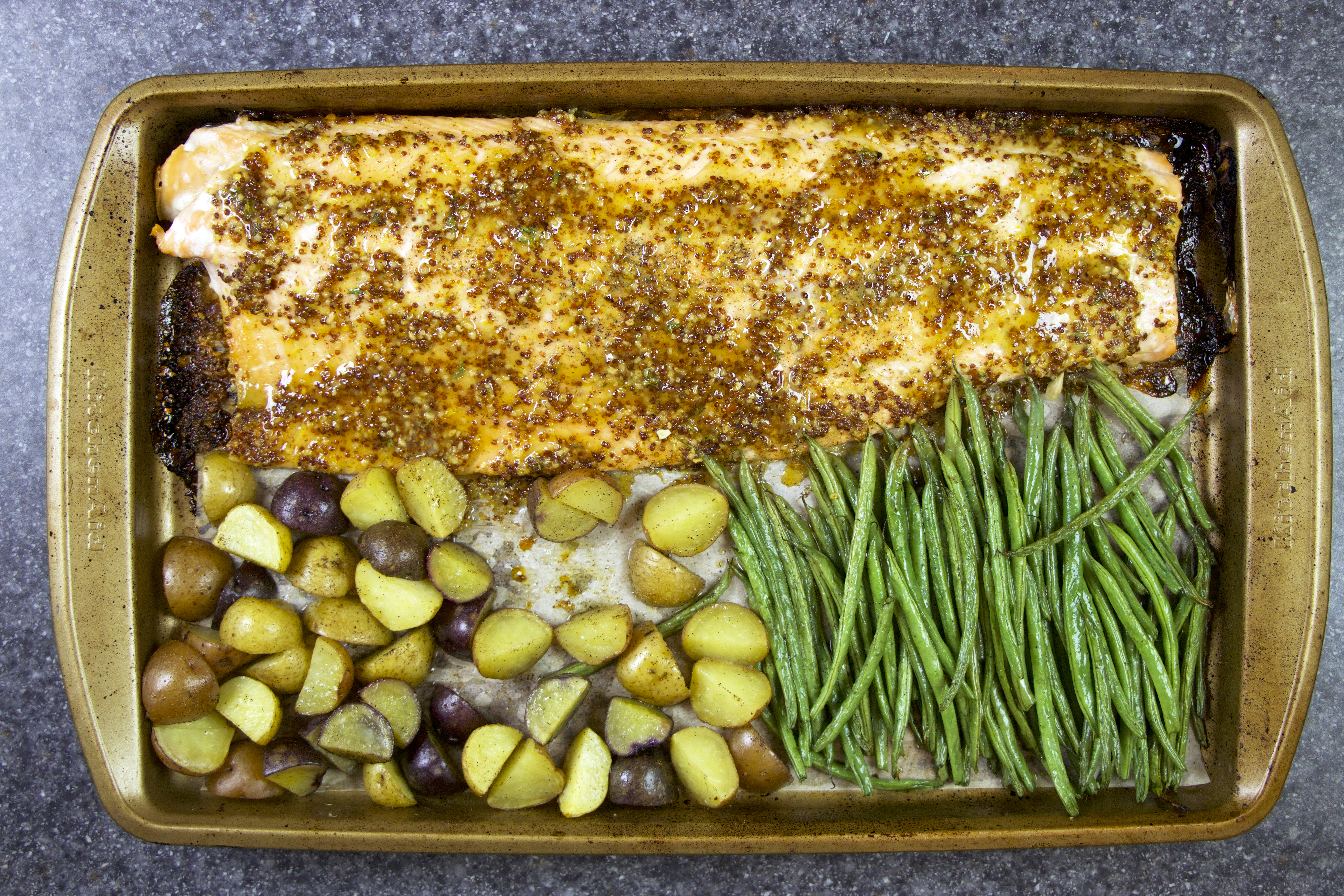 Simple Salmon Sheet Pan Dinner Simple Salmon Sheet Pan Dinner